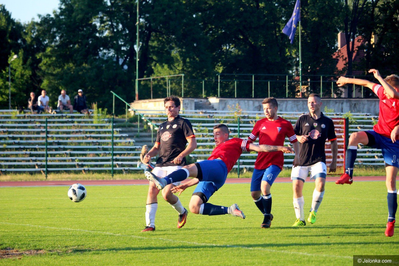 pub-gol-znowu-zwycieski-75535