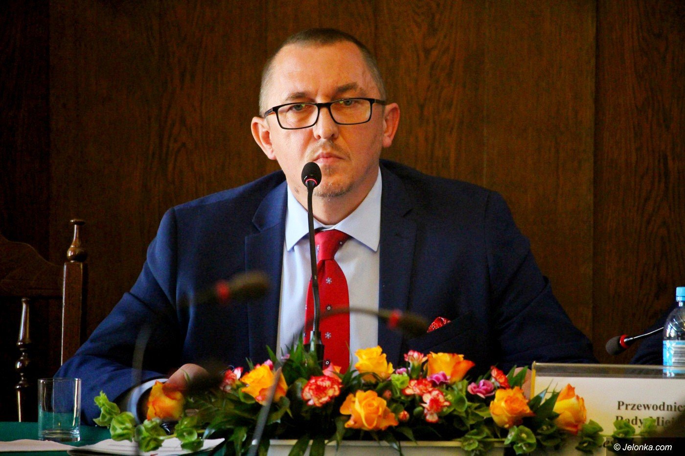 na-sesji-bez-decyzji-w-sprawie-absolutorium-75560
