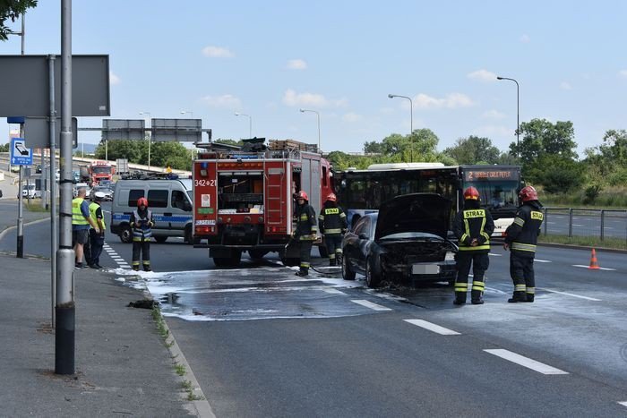 pozar-audi-na-jana-pawa-ii-w-jeleniej-gorze-75577