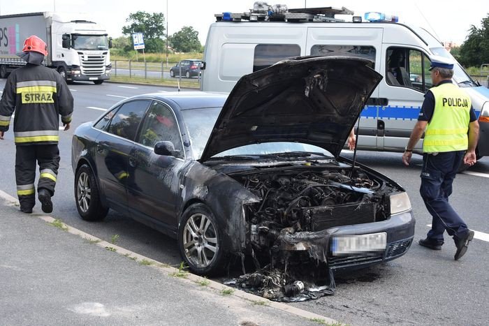 pozar-audi-na-jana-pawa-ii-w-jeleniej-gorze-75577