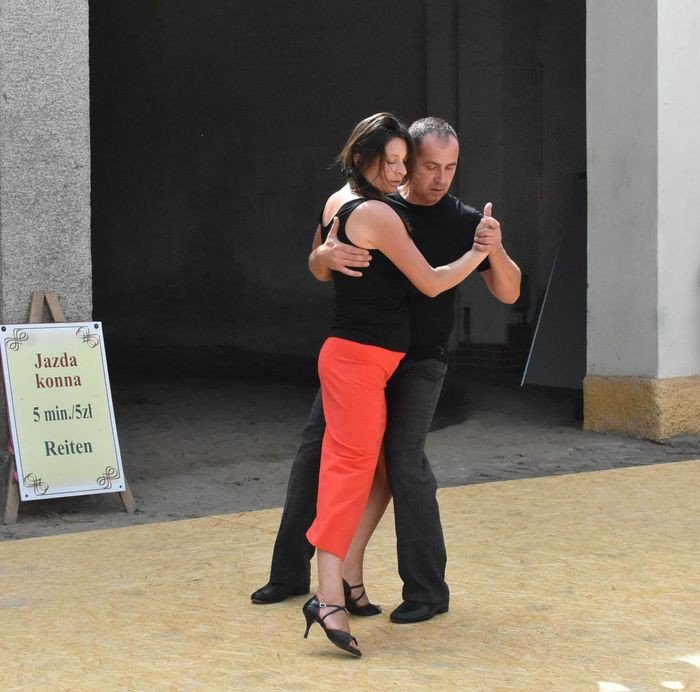 len-i-tango-na-jarmarku-75613
