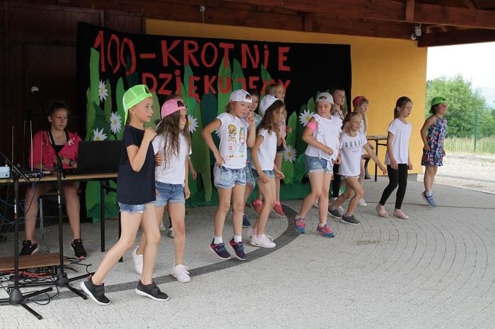 rodzinna-zabawa-w-szkole-w-sosnowce-75614