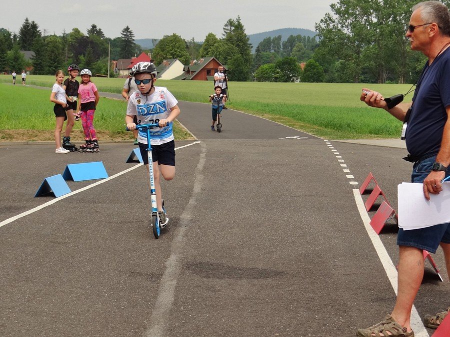 piknik-sportowy-w-sp-15-75617