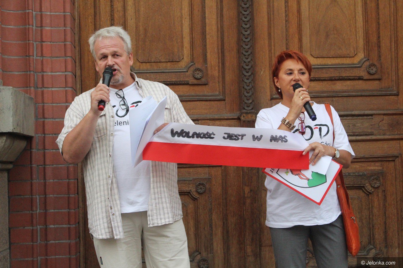 kod-ponownie-pod-sadem-75644