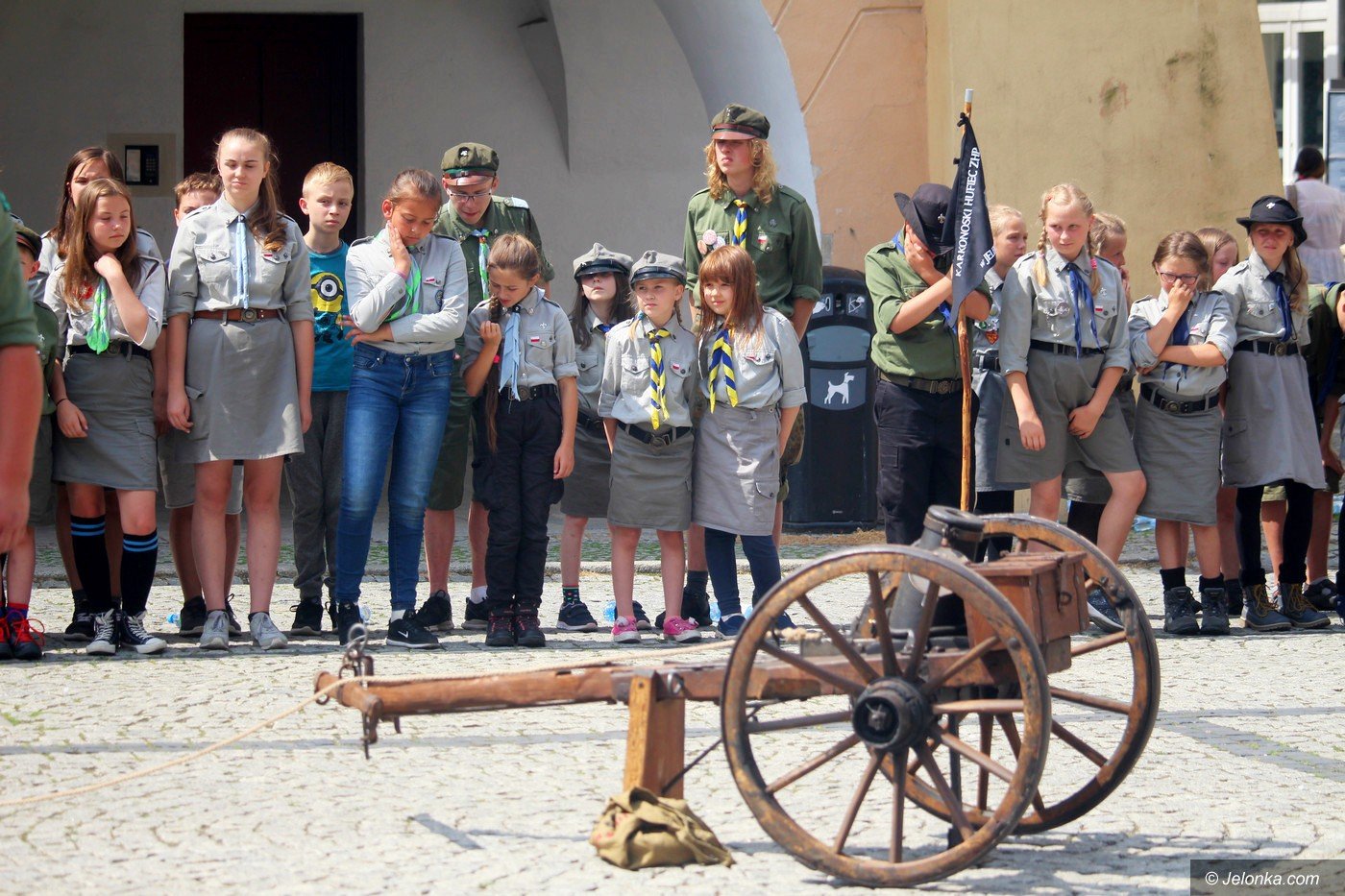 nowy-sztandar-harcerzy-75722