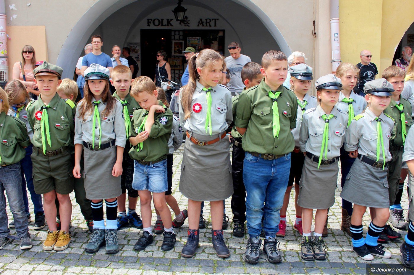 nowy-sztandar-harcerzy-75722