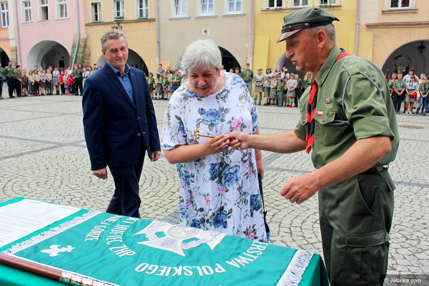 nowy-sztandar-harcerzy-75722