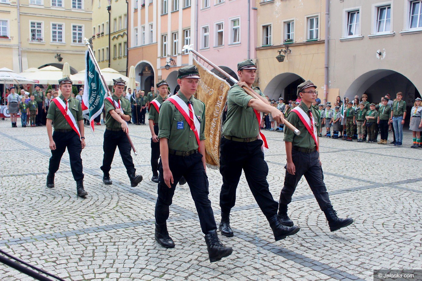 nowy-sztandar-harcerzy-75722