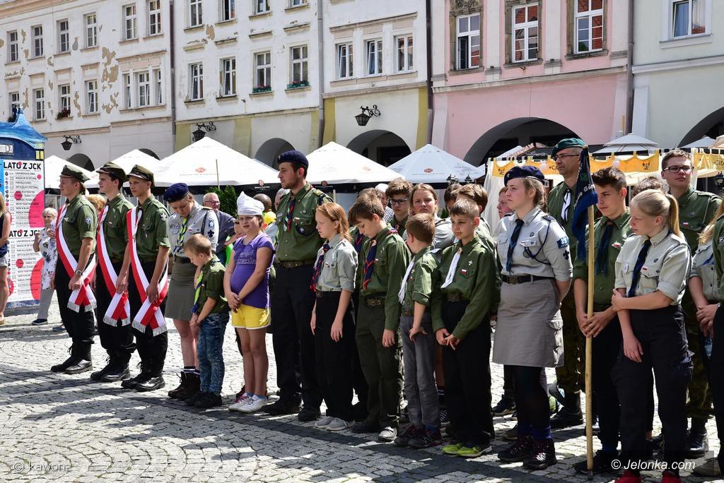 nowy-sztandar-harcerzy-75722
