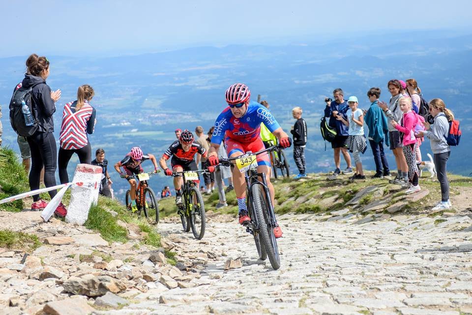 uphill-race-sniezka-derheld-pierwszy-foto-75762