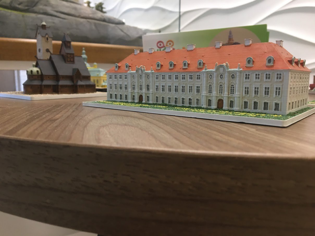 region-w-miniaturze-75927