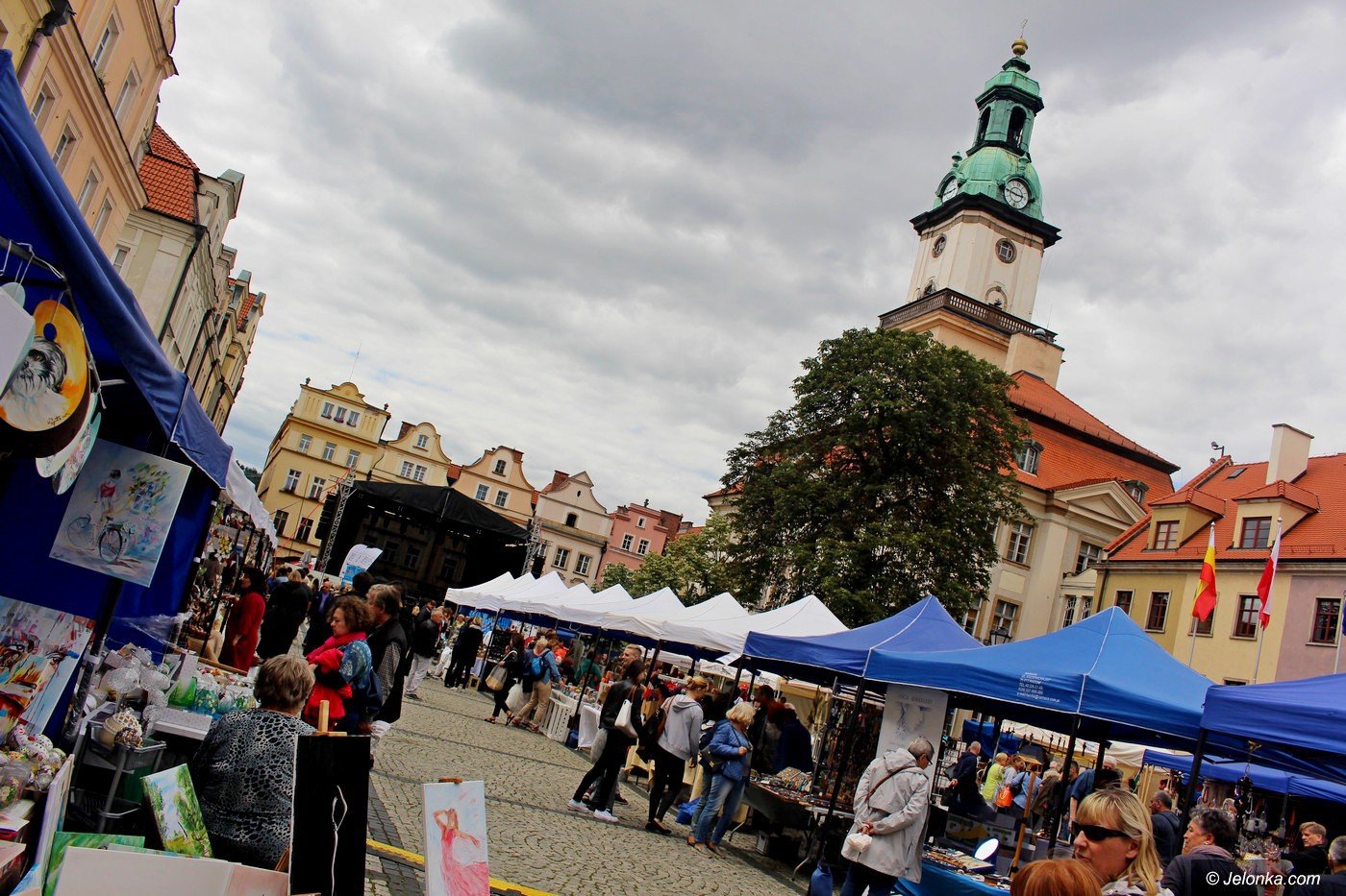 rzemieslnicza-uczta-na-placu-ratuszowym-75937