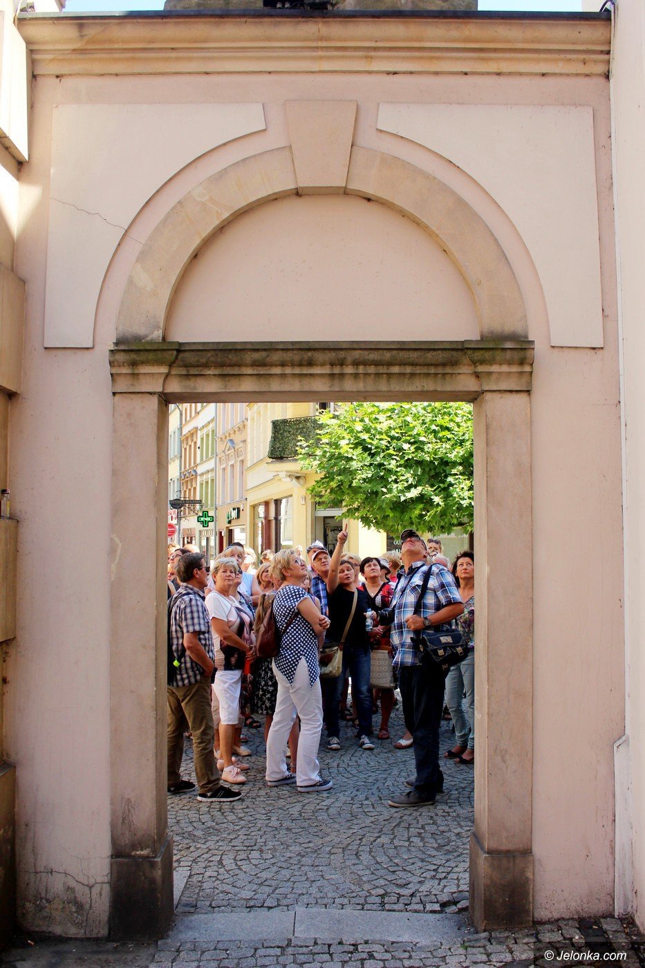 jest-zainteresowanie-zwiedzaniem-miasta-76001