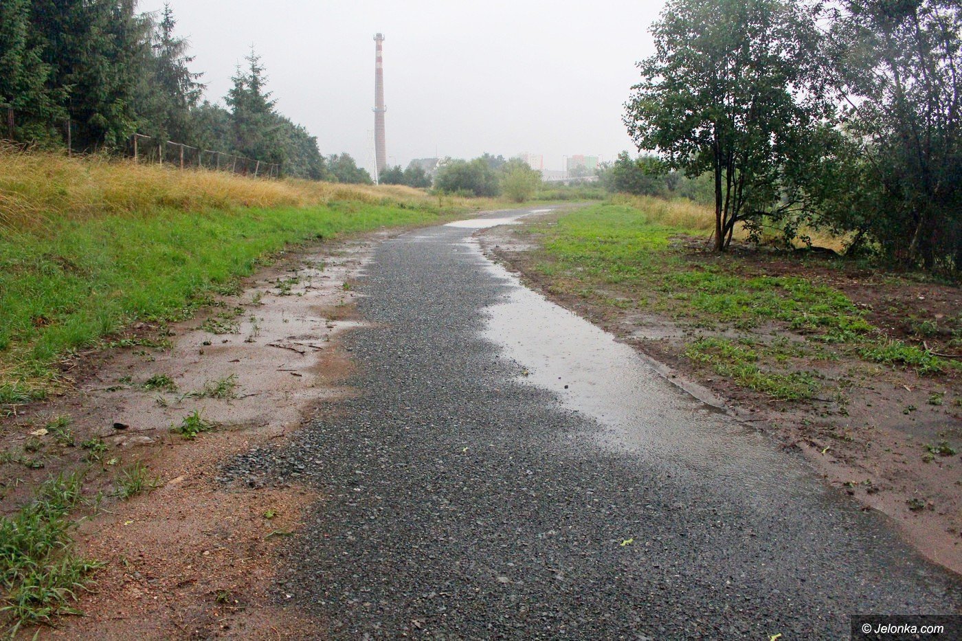 promenada-po-deszczu-76117