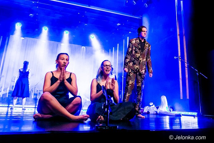 hamlet-jeszcze-dzis-76167