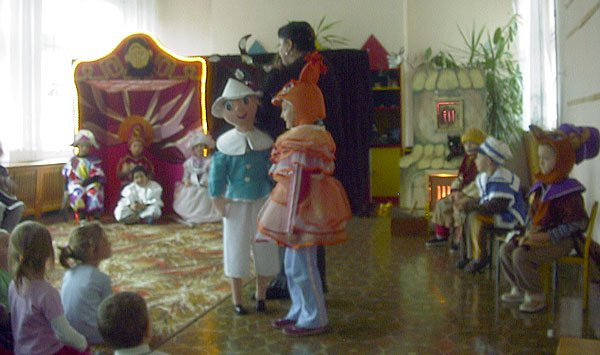 Misją aktorki jest rozbudzenie wśród dzieci miłości do teatru.