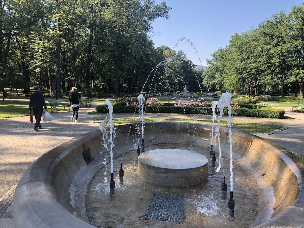 park-zdrojowy-kwitnie-76201