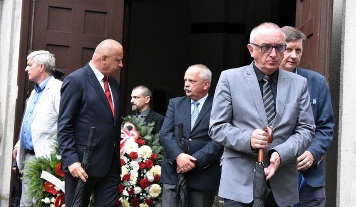 pozegnanie-pukownika-76214