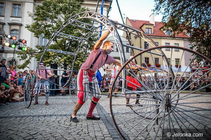 fantastyczne-pokazy-drugiego-dnia-mftu-76271