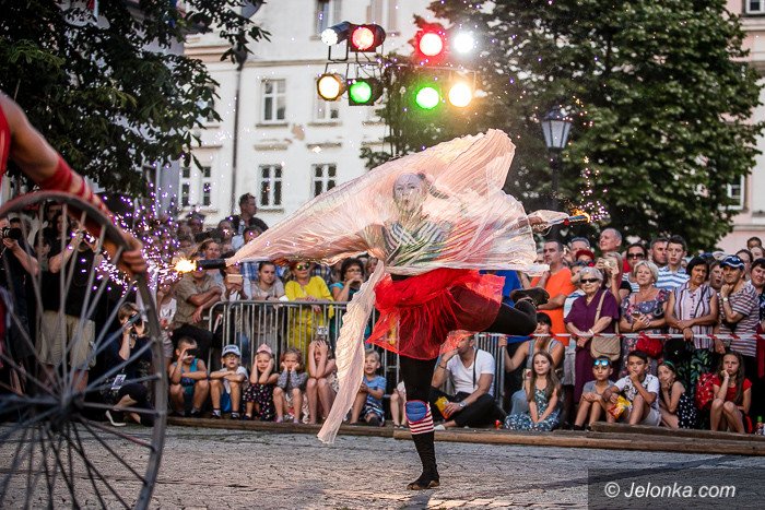 fantastyczne-pokazy-drugiego-dnia-mftu-76271
