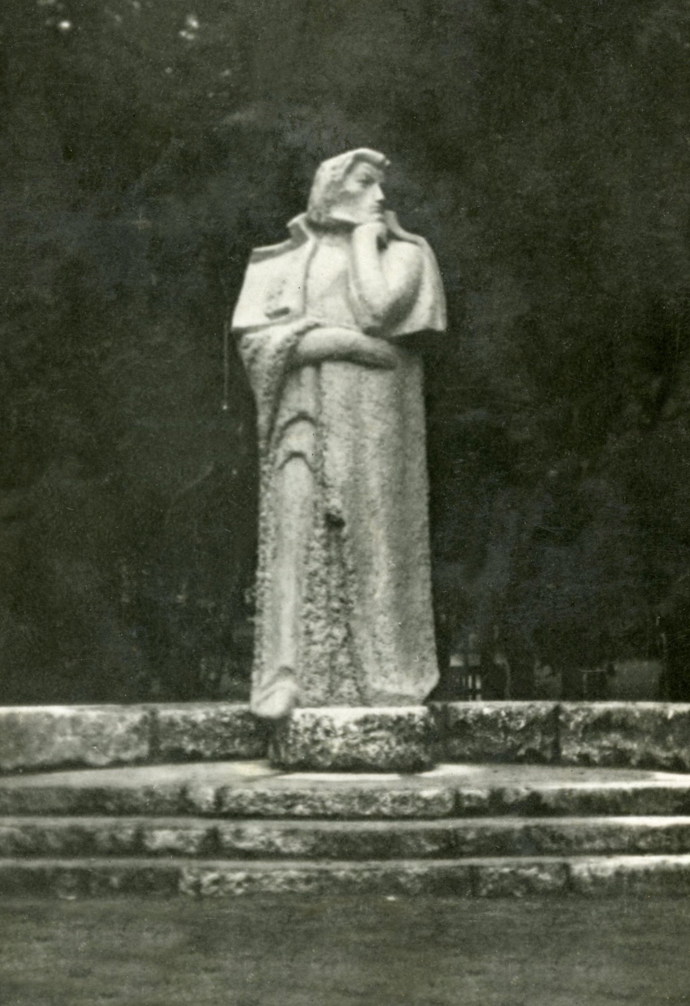 trzy-pomniki-w-jednym-miejscu-76276