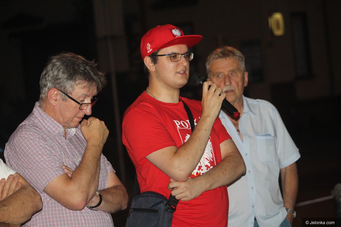 kod-nadal-protestuje-76439
