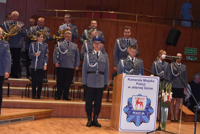 swietowali-policjanci-76442