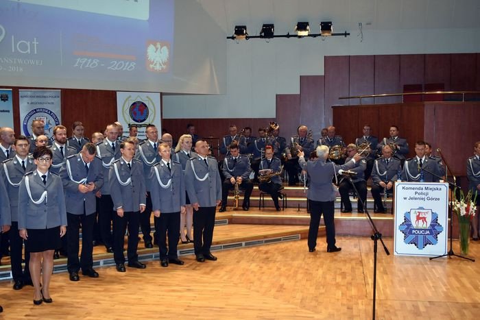 swietowali-policjanci-76442