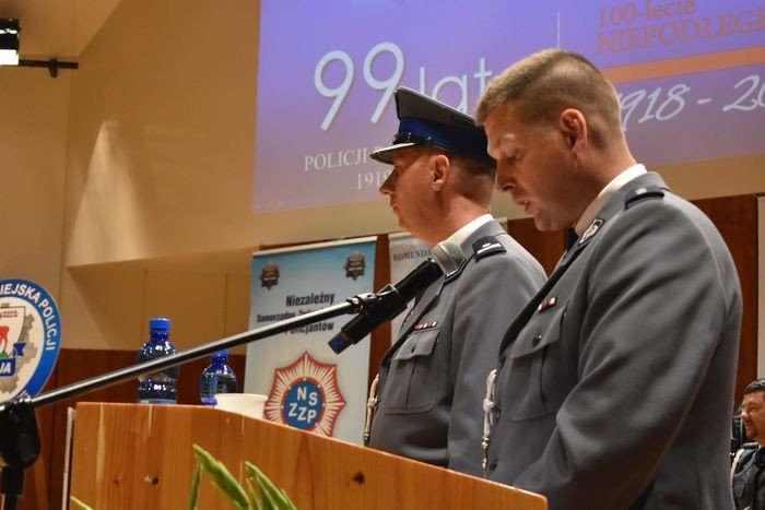 swietowali-policjanci-76442