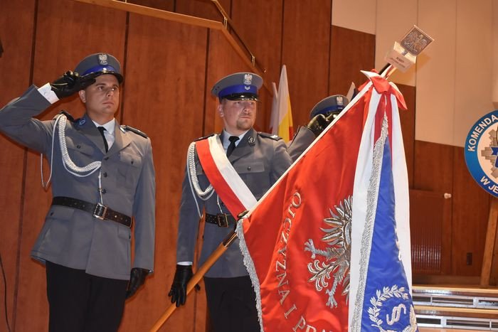 swietowali-policjanci-76442