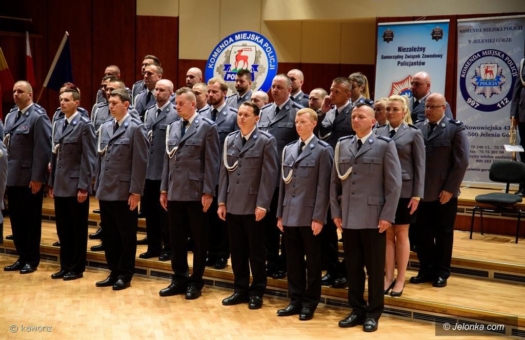 swietowali-policjanci-76442