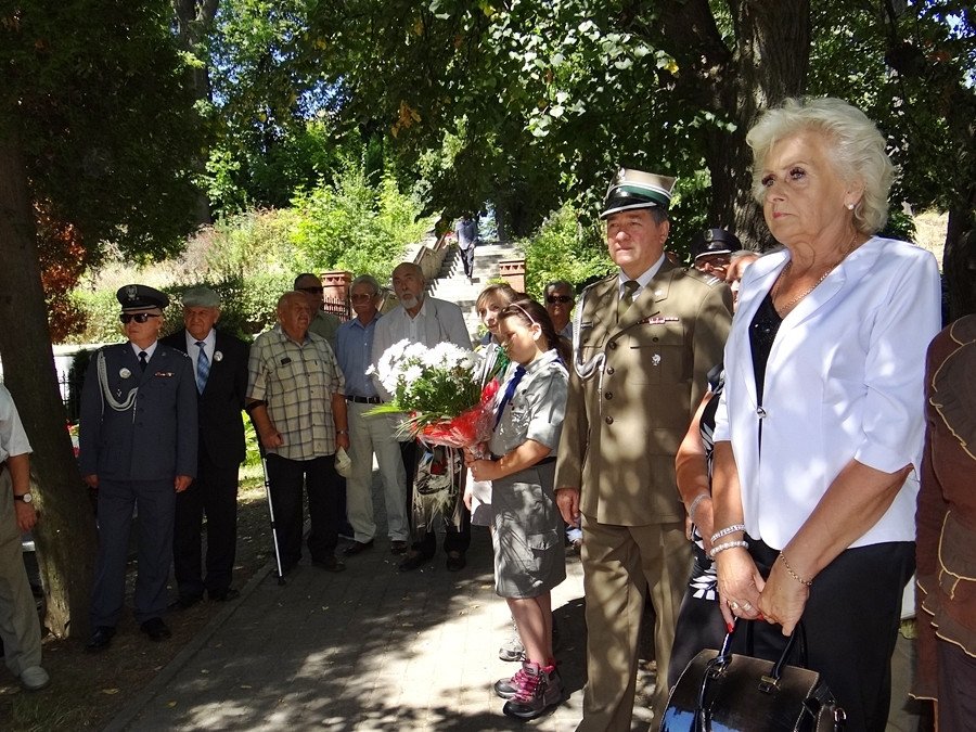 w-rocznice-wymarszu-kompanii-kadrowej-76516
