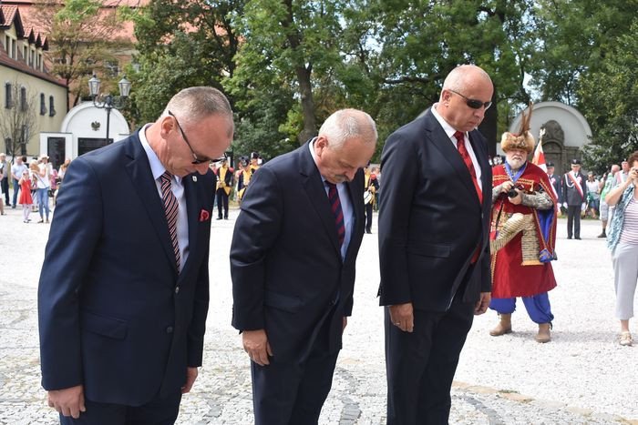 miasto-pamieta-o-zonierzach-76636