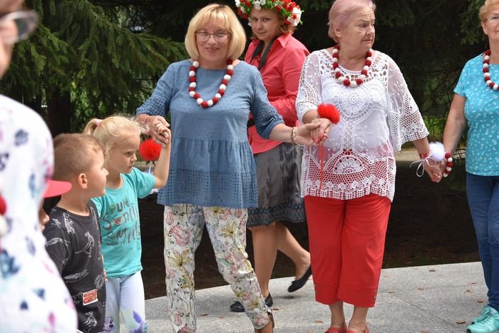 tajemnice-mazura-dla-seniorow-i-dla-dzieci-76778