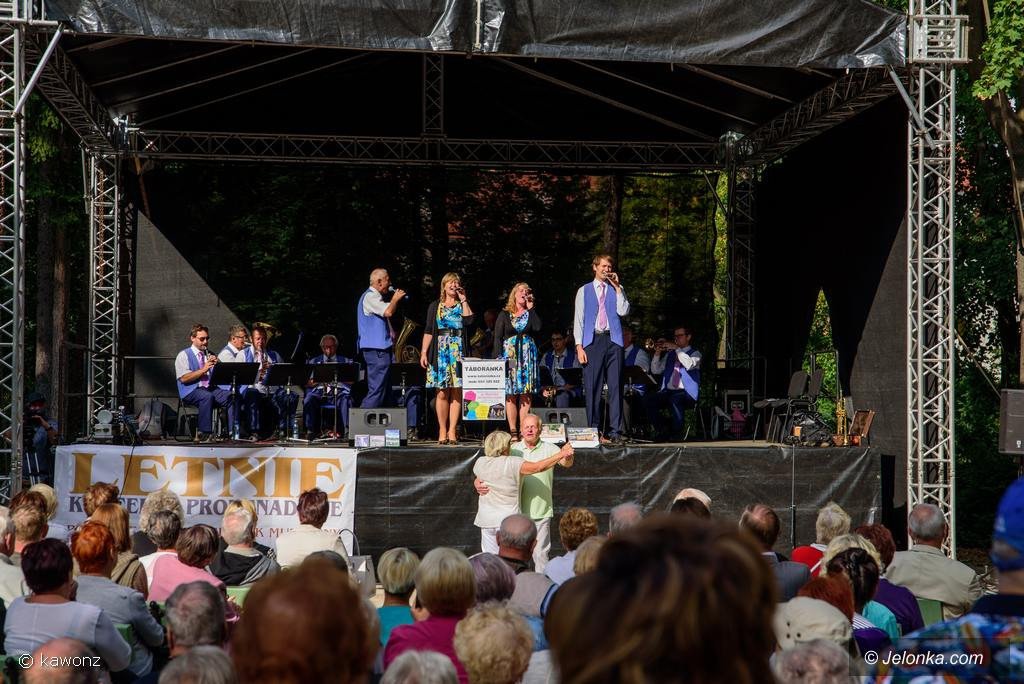 pojedynek-muzyczny-na-dwoch-scenach-76804