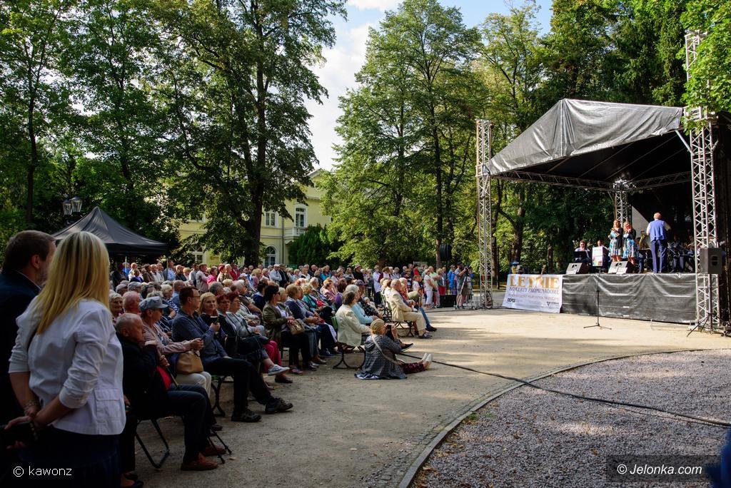 pojedynek-muzyczny-na-dwoch-scenach-76804