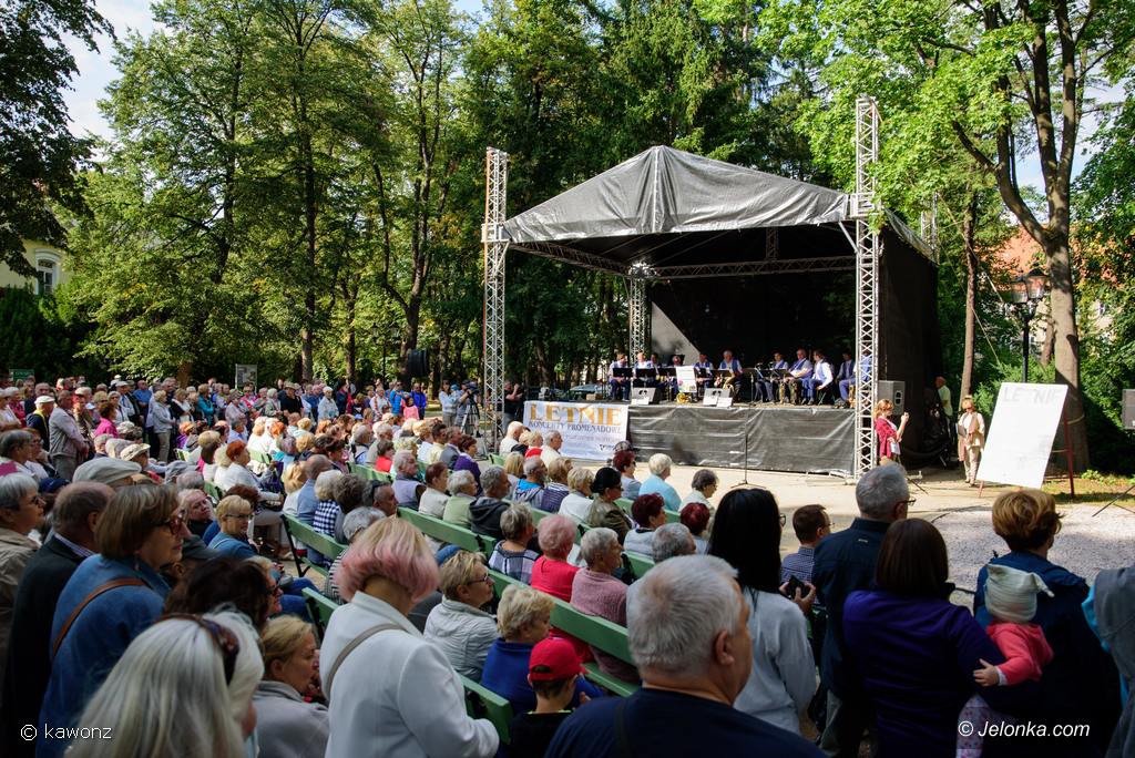 pojedynek-muzyczny-na-dwoch-scenach-76804