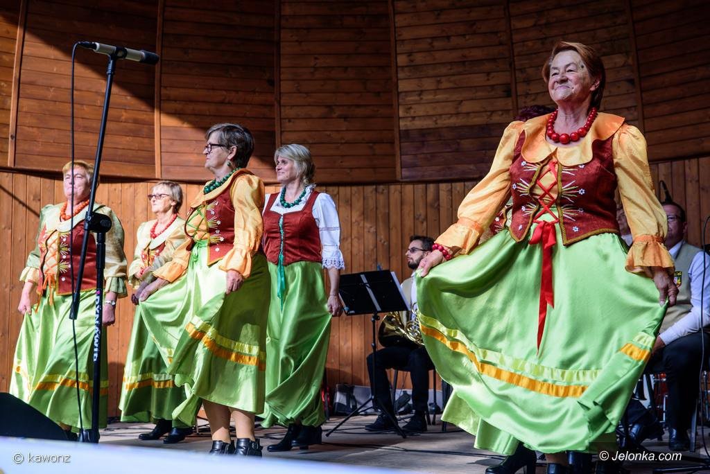 pojedynek-muzyczny-na-dwoch-scenach-76804