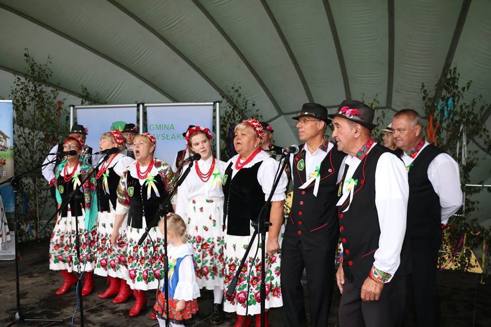 dozynki-gminne-w-karpnikach-76913