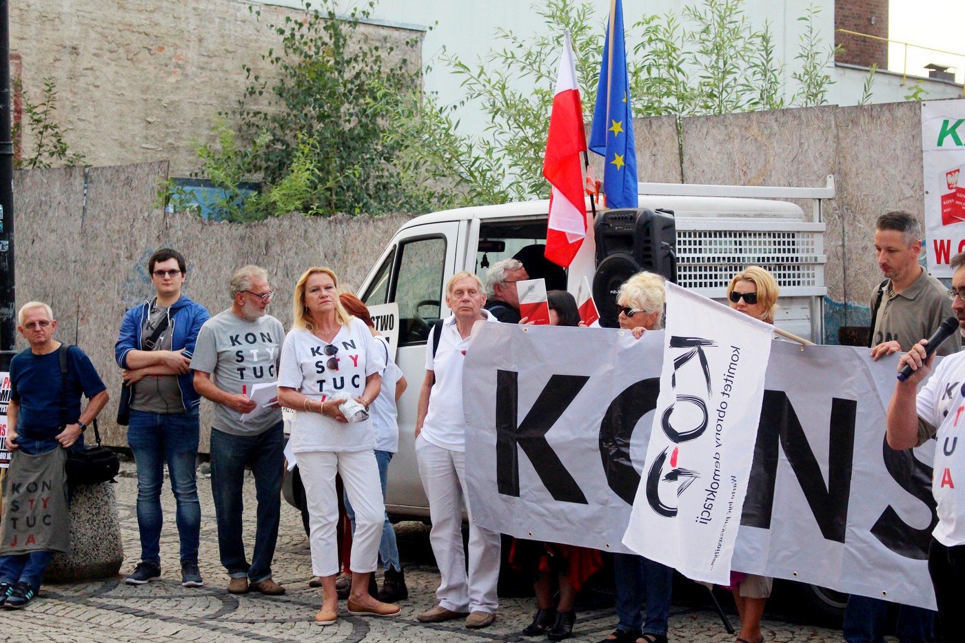 kolejny-protest-kod-76924