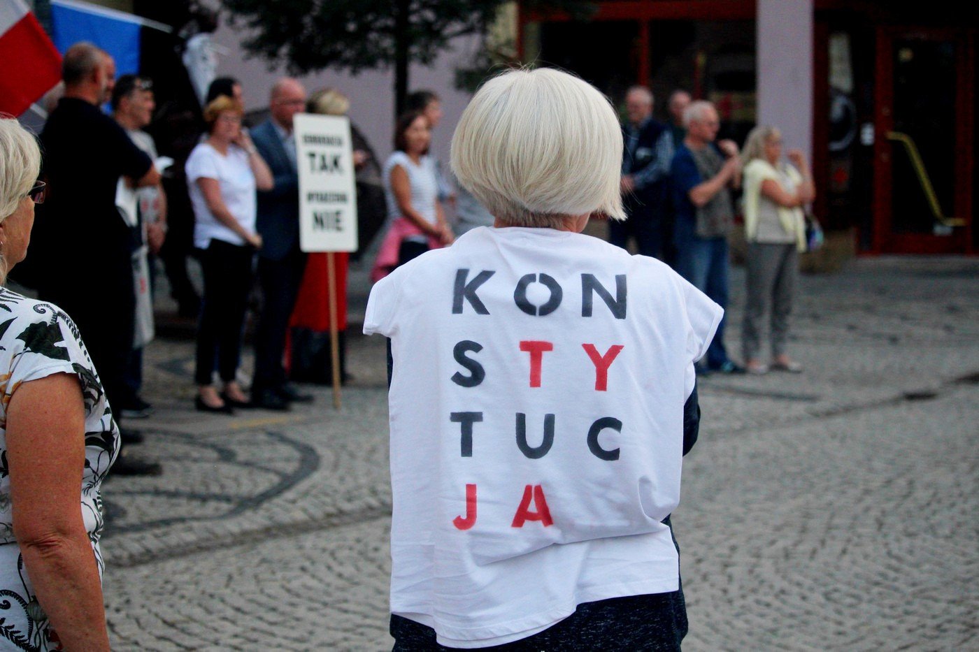 kolejny-protest-kod-76924