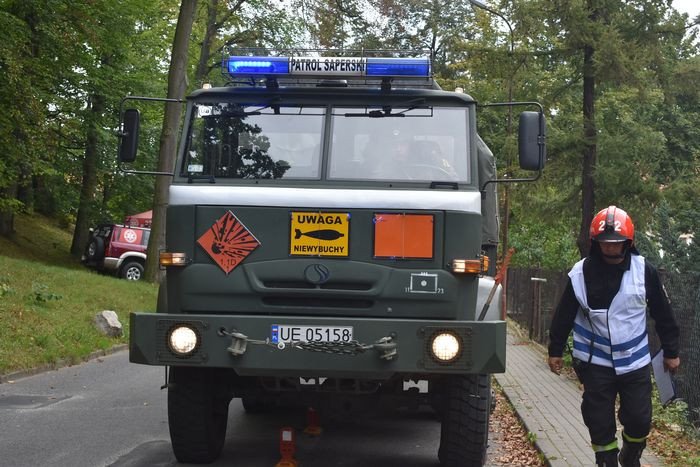 akcja-w-podziemiach-76985