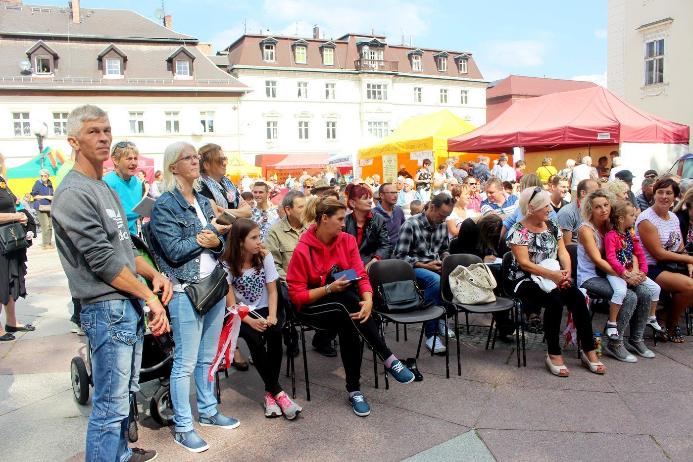 cieplice-miodem-pynace-77010