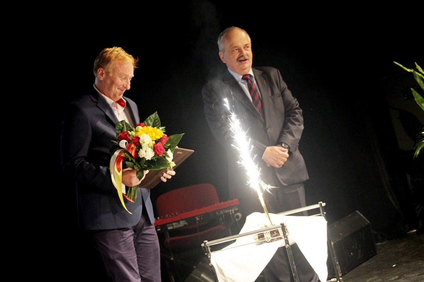 zasuzeni-i-nagrodzony-77036