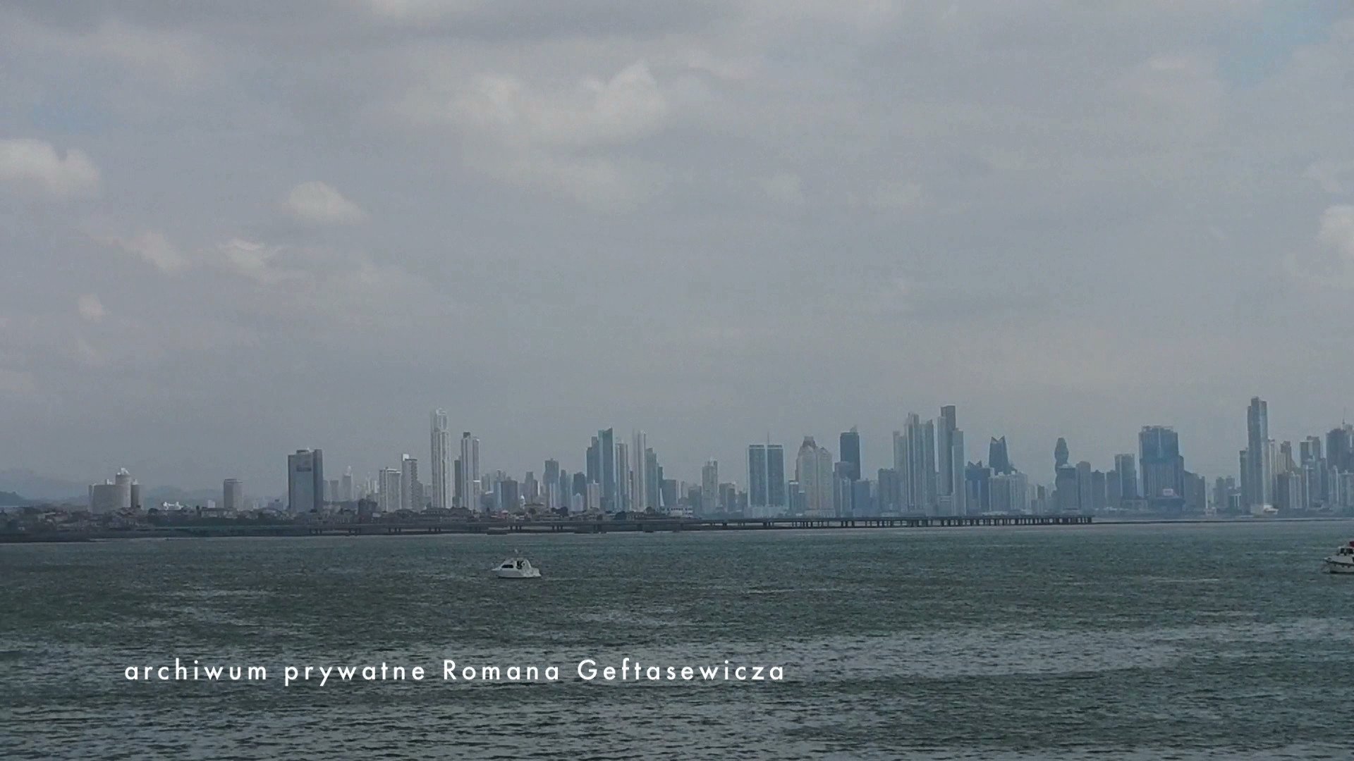 panama-czeka-w-ksiaznicy-77053