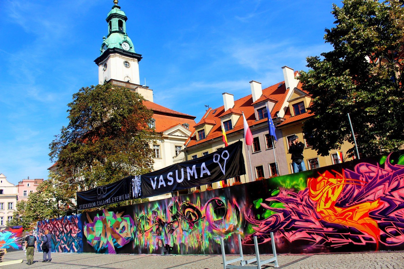 sztuka-uliczna-pod-ratuszem-77134