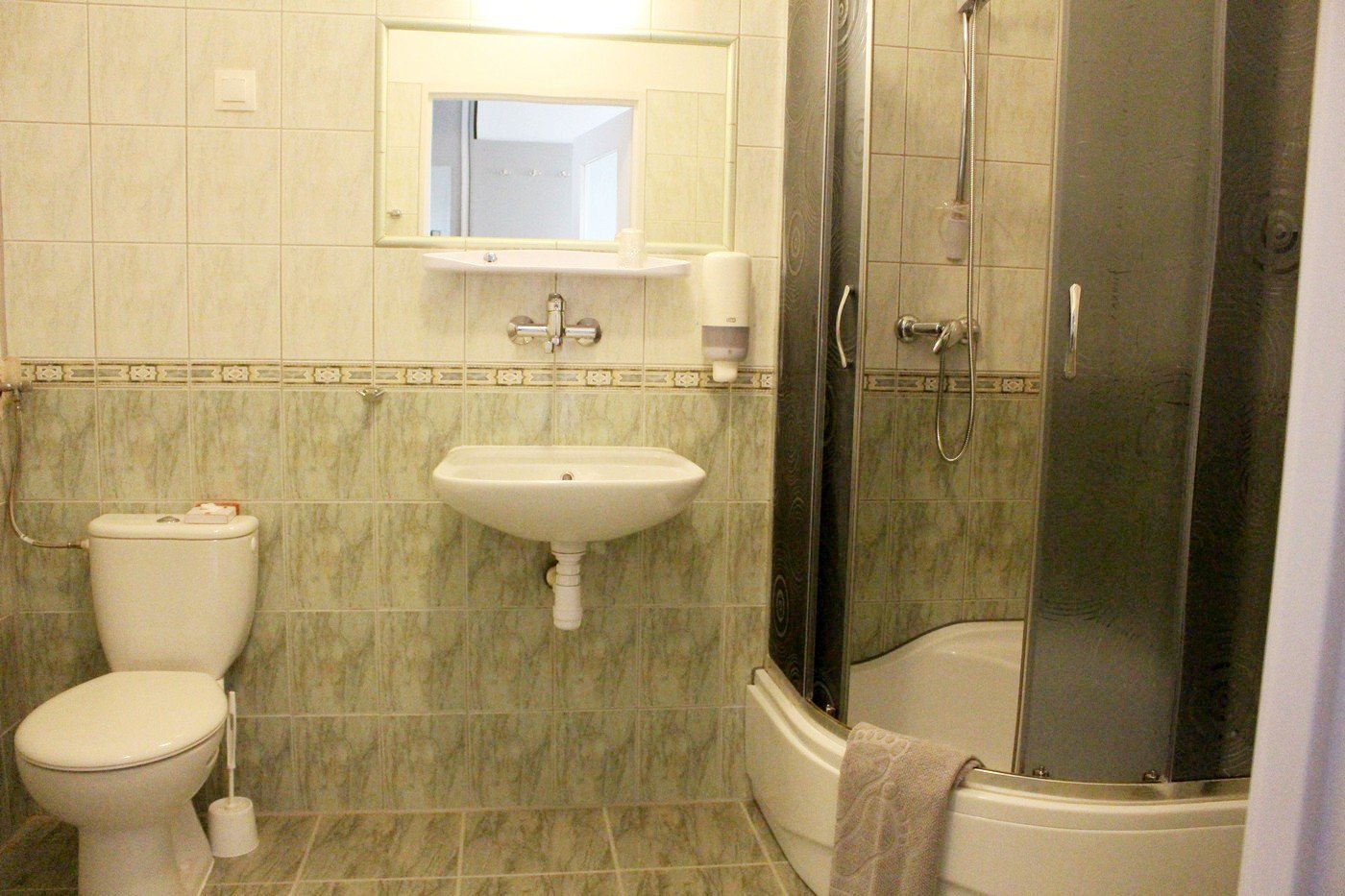 hotel-przy-zotniczej-gotowy-77189