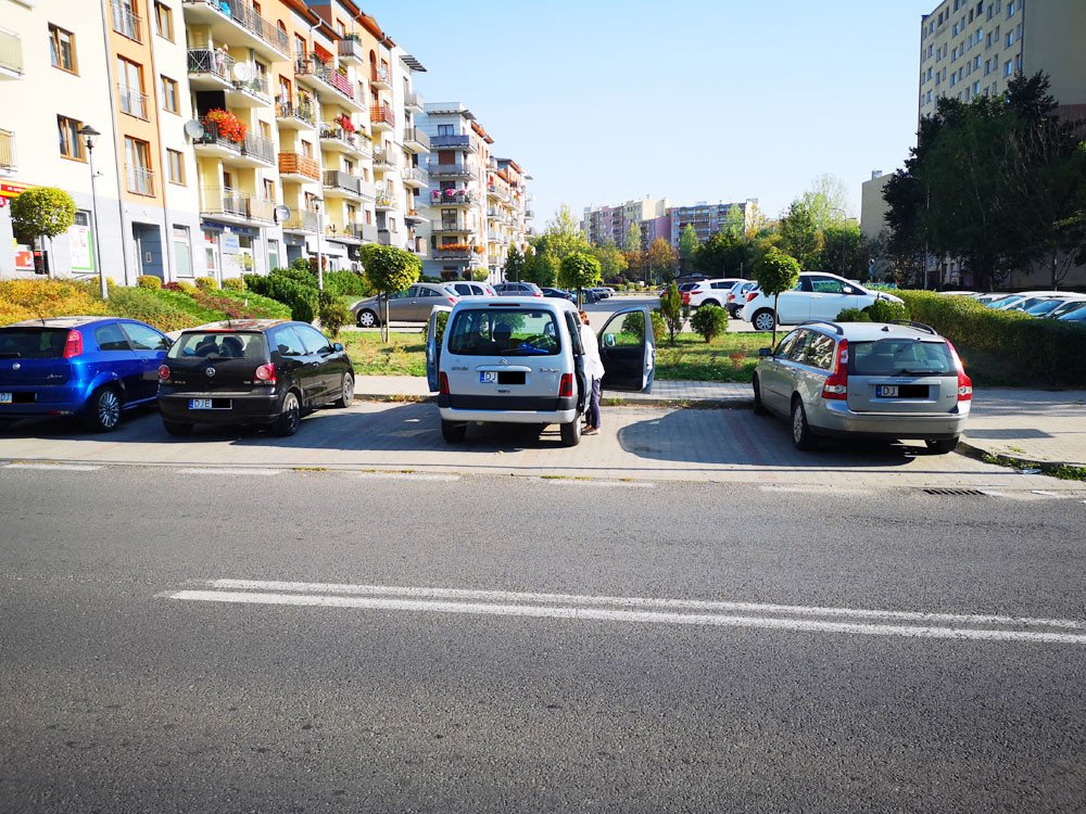 parkingowy-spor-77255