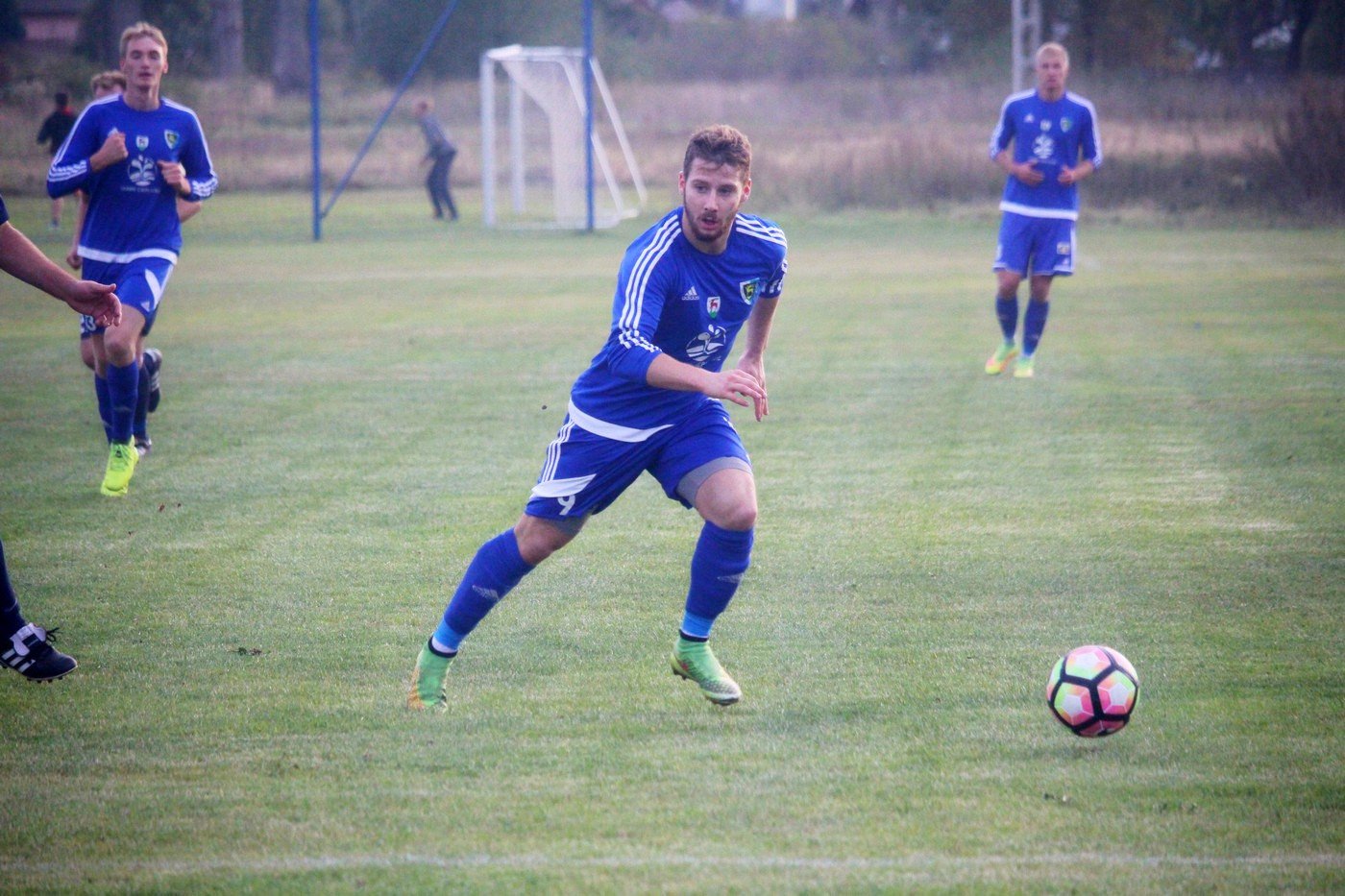 gowa-przebili-omnicki-mur-77312