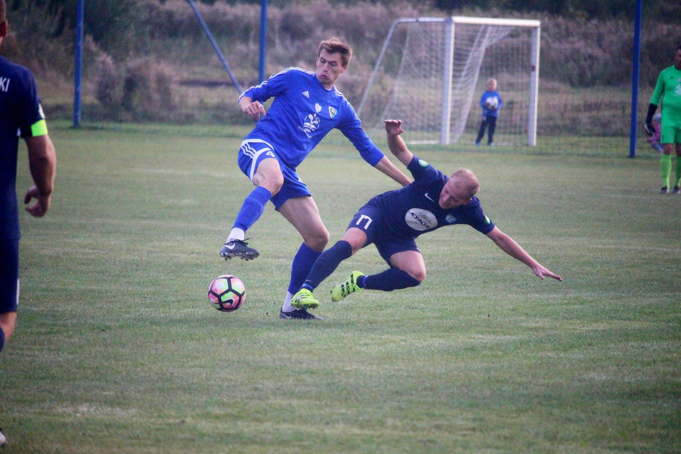gowa-przebili-omnicki-mur-77312